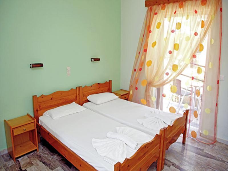 Makis Studios Benitses  Ngoại thất bức ảnh
